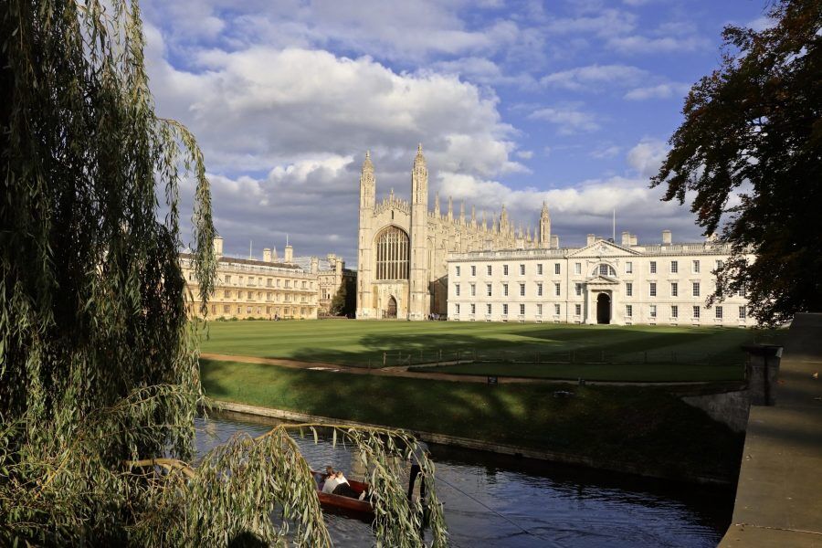 Luxury Punting Experience Cambridge