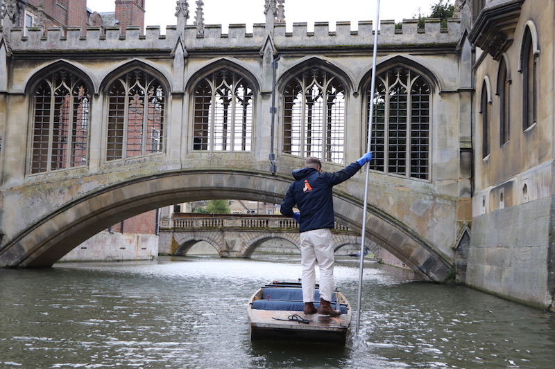 Punting in Cambridge, Punting Tours, Chauffeured Punt Tour, Cheap Punting, Family Discounted Punting, Private Punting, Discounted Punting Tickets
