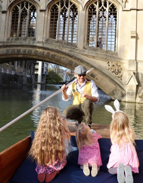 Easter Hunt and Punt, Punting Cambridge, Family punting, Family activities, Bridge of Sighs Cambridge