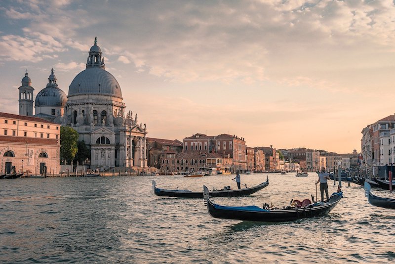Venice, Traditional Boat Tours, Gondolas, boat tours, Tour types, Sight-seeing