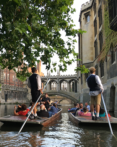 Music on the river cam, Event punting, punting in front of the Bridge of Sighs, Ukulele Simon performing on the punts