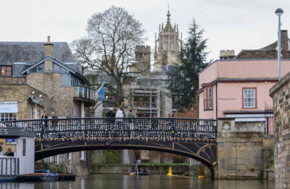 Christmas winter punting with Traditional Punting Company - Magdalene Bridge